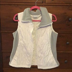 Columbia vest